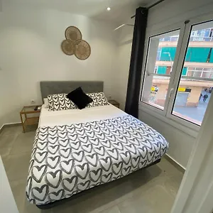 Appartamento Con Bano Privado Frente Al Metro L5 Barcelona-hospitalet, L'Hospitalet de Llobregat